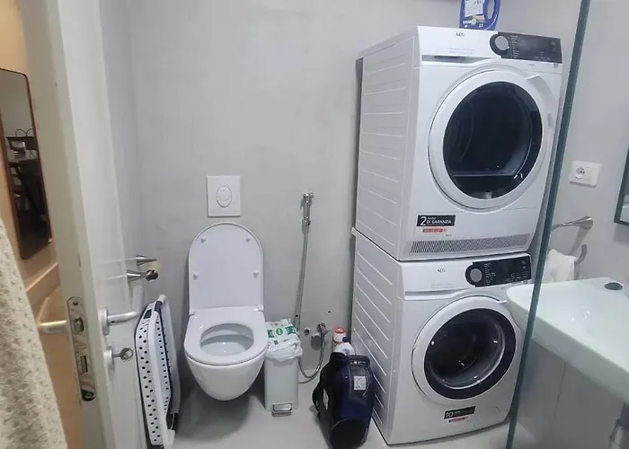 Luxury In Palasë
